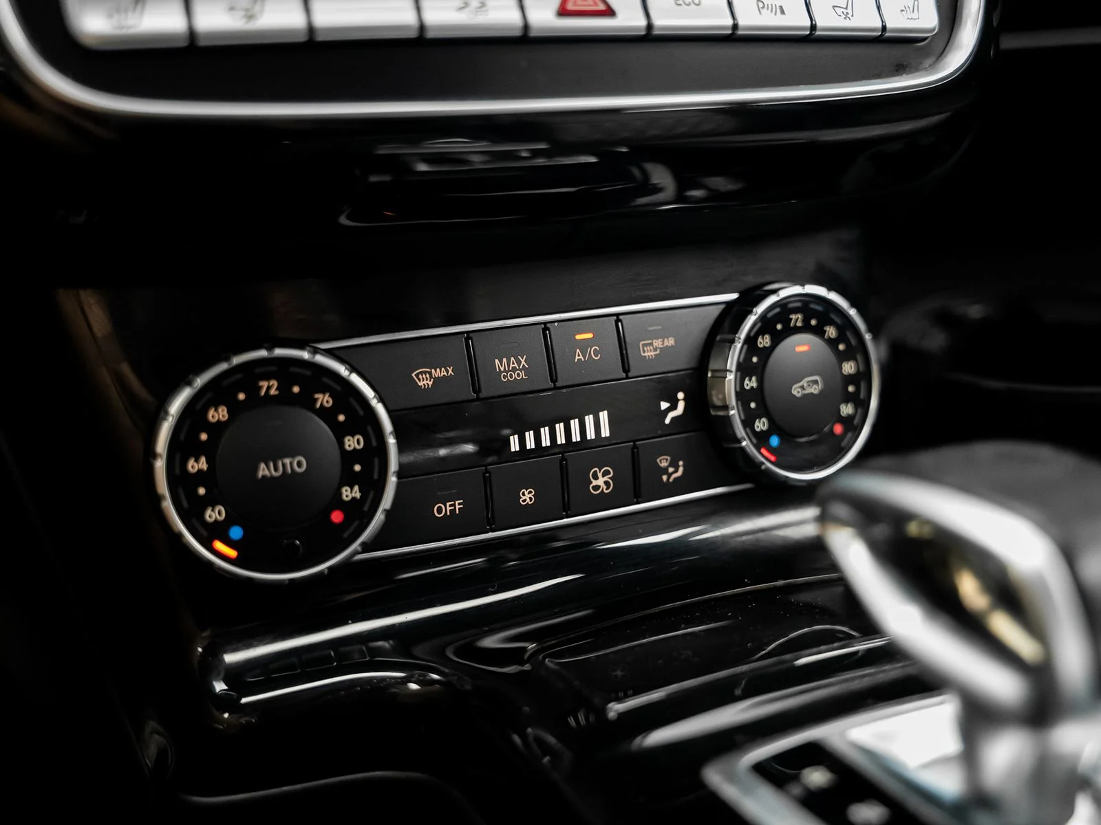 Used 2015 Silver Mercedes-Benz G 63 AMG® image 55