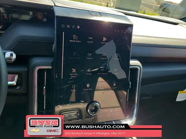 2026 GMC Yukon Denali - Photo 30
