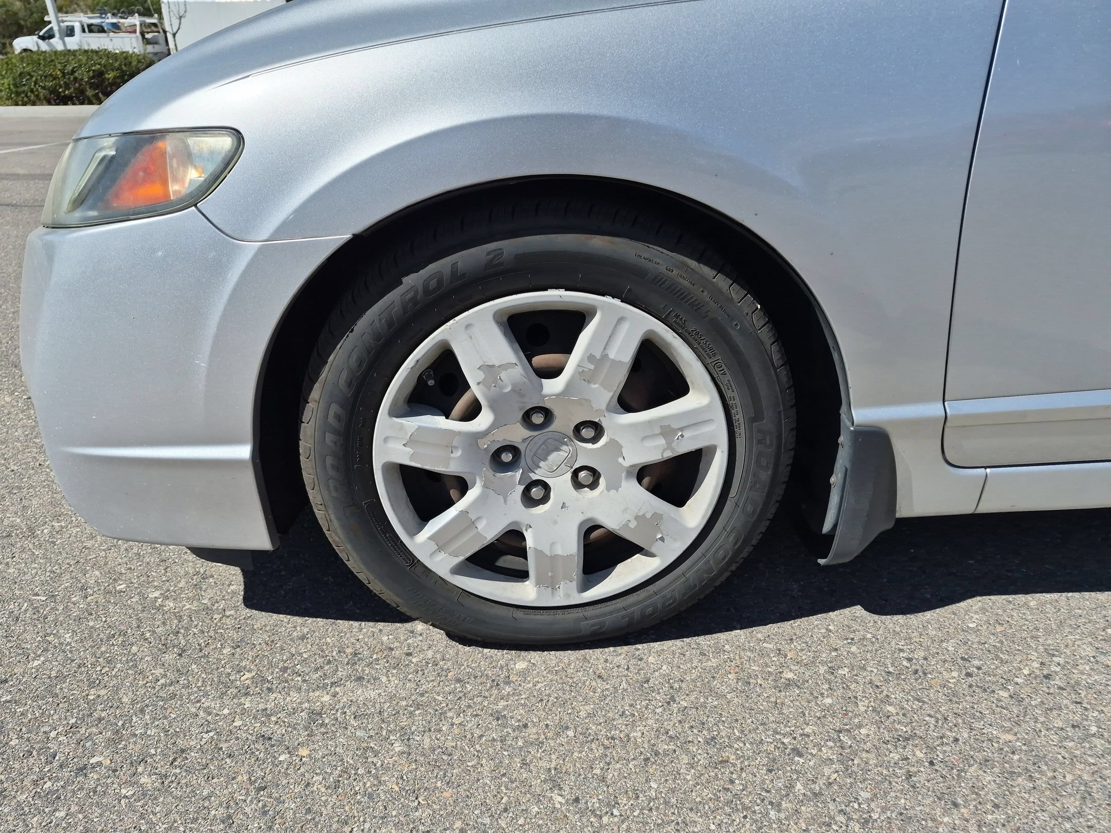 Used 2009 Silver Honda LX image 11