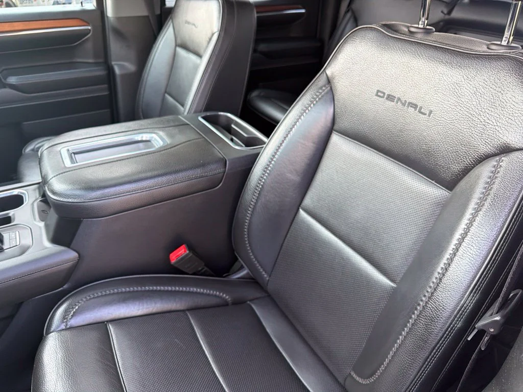 Used 2022 Onyx Black GMC Denali image 10