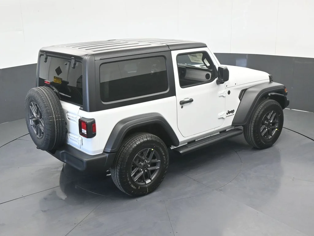New 2026 Bright White Clear-Coat Exterior Paint Jeep Sport image 39