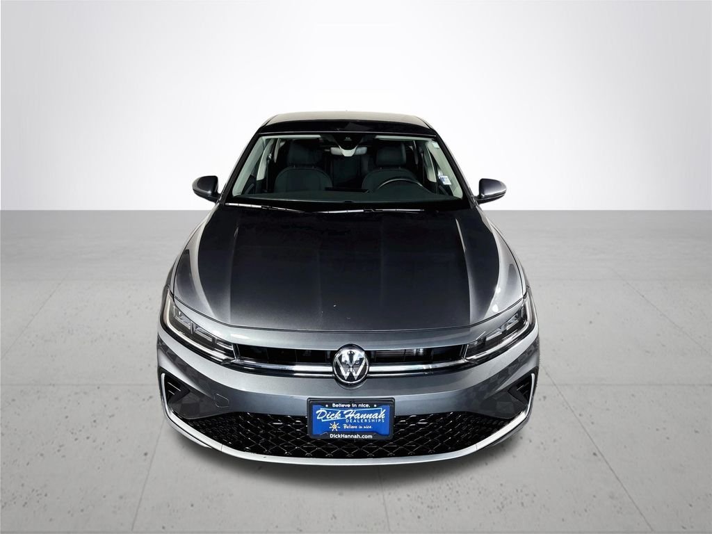 Certified Used 2025 Platinum Gray Metallic Volkswagen 1.5T S image 4