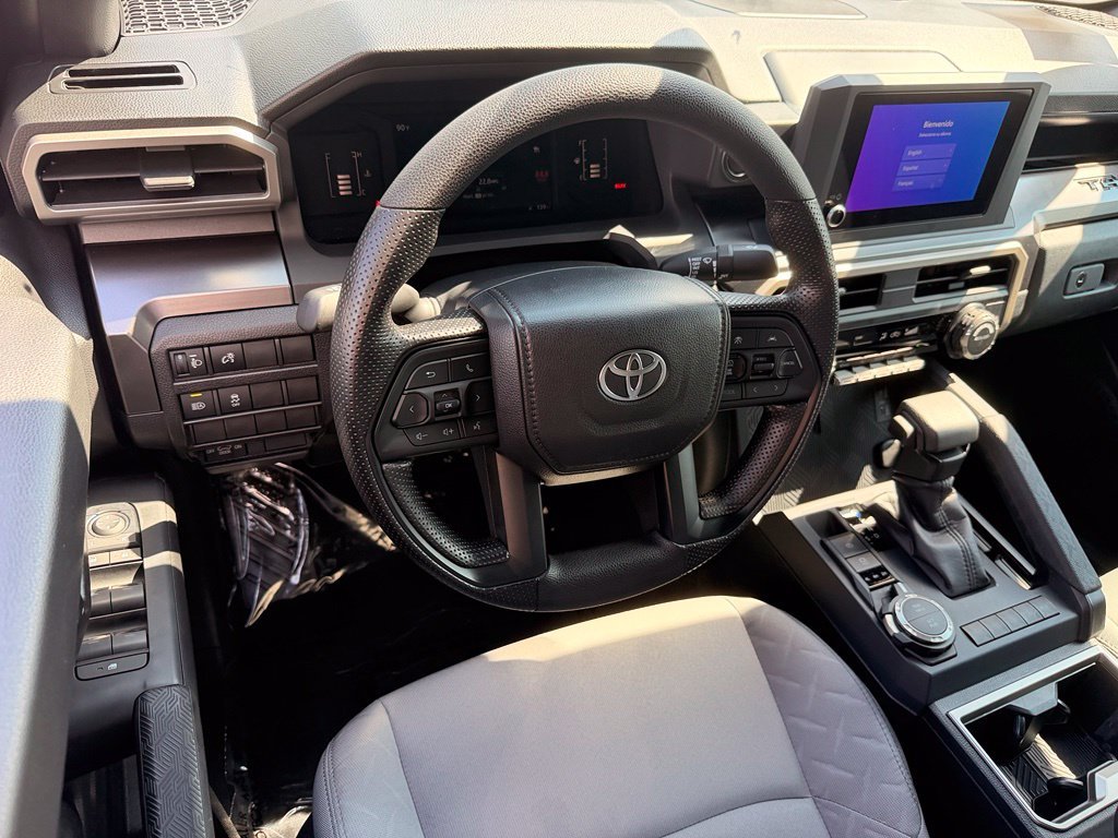 Used 2025 Silver Toyota SR5 image 19