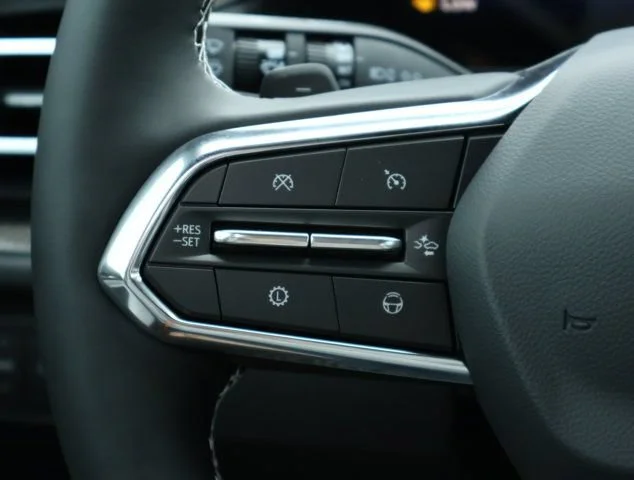 2026 Chevrolet Traverse High Country - Photo 16