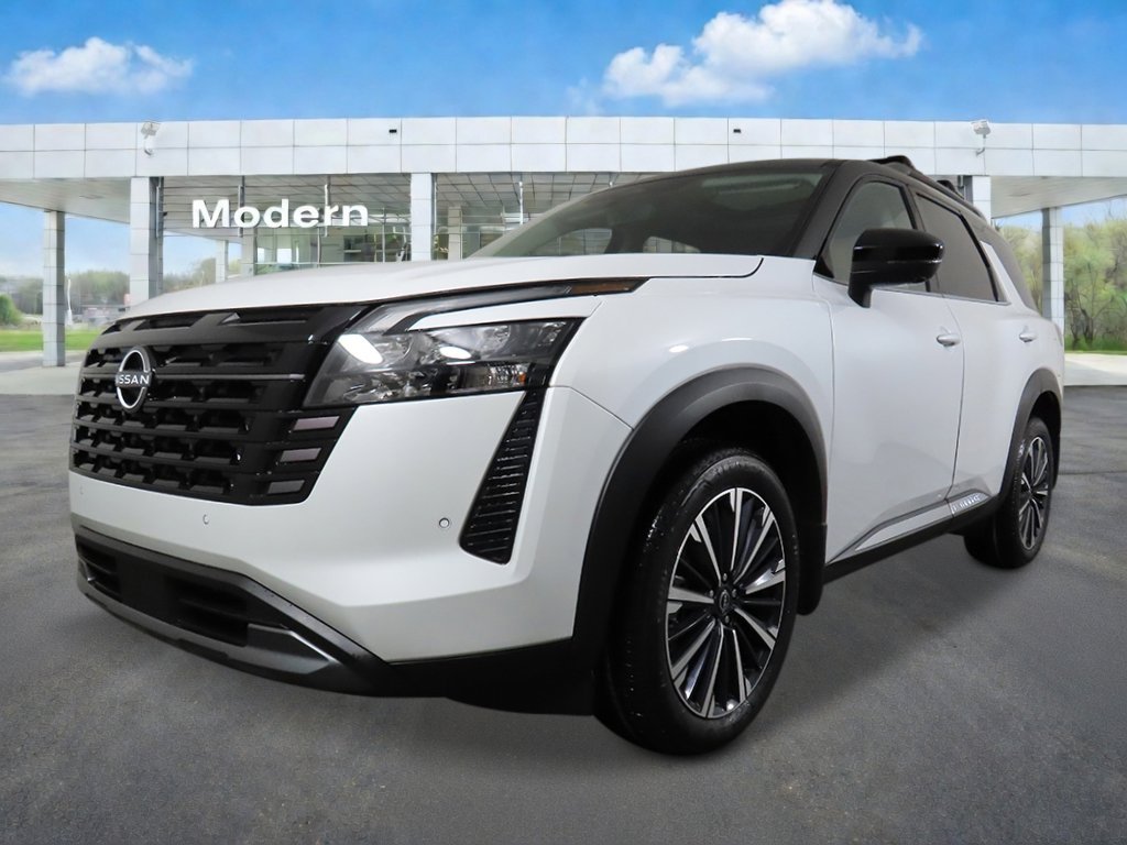 2026 Nissan Pathfinder Platinum 4WD's photo