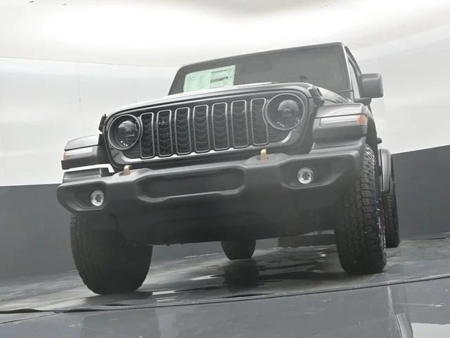 New 2026 Black Clear-Coat Exterior Paint Jeep 85th Anniversary Edition image 46