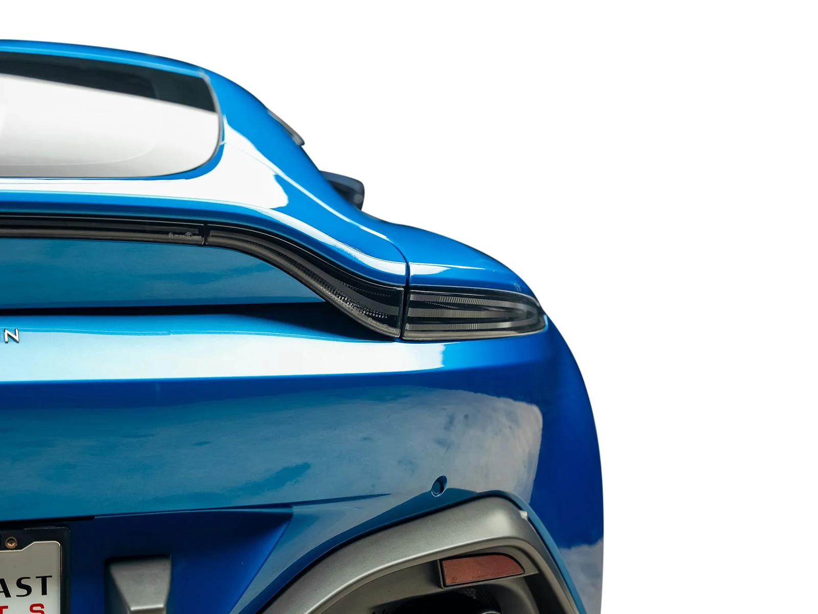 Used 2020 Blue Aston Martin Base image 18
