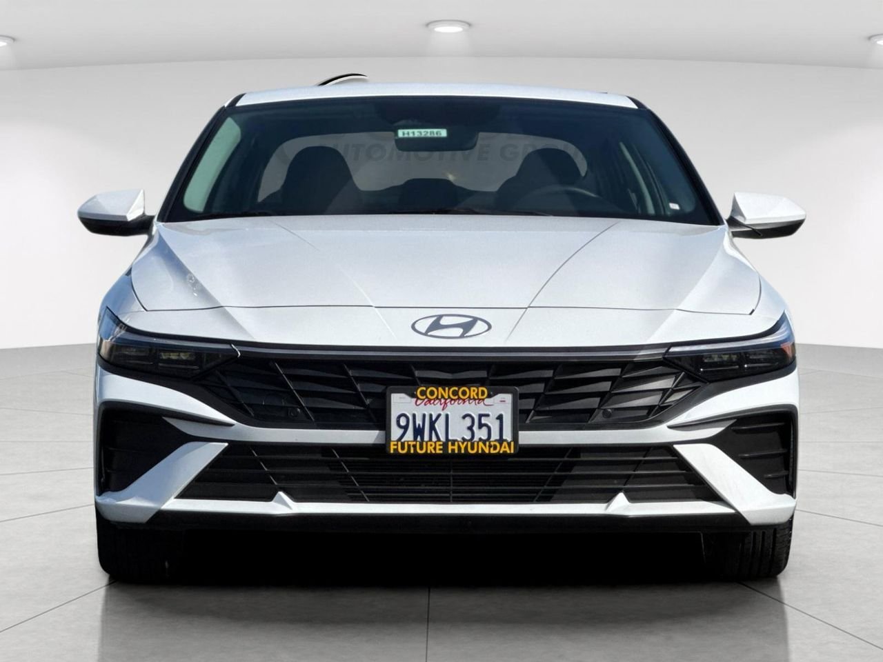 New 2026 White Hyundai SE image 8