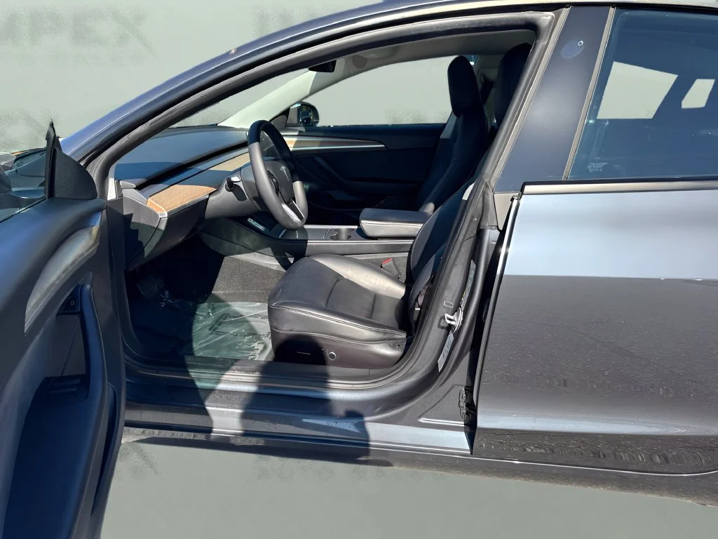 Used 2022 Gray Tesla Long Range image 10