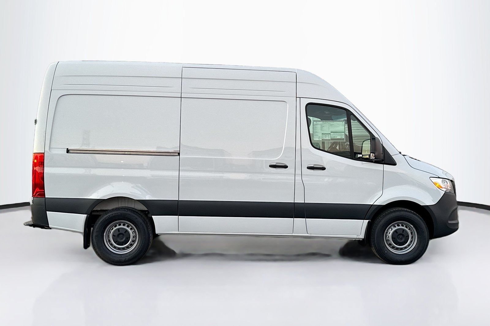 New 2026 Arctic White Mercedes-Benz  image 4