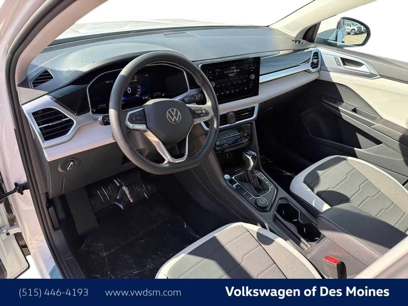 New 2026 Pure White Volkswagen SE image 2