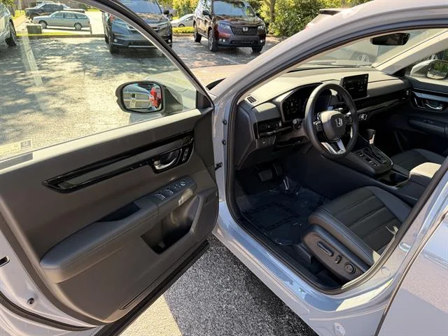 Certified Used 2026 URBAN GRAY Honda EX-L image 11