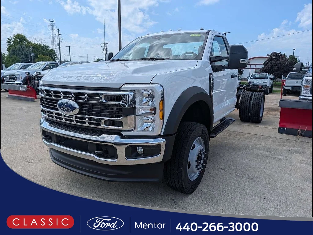 New 2026 Oxford White Ford F-600® XL image 1