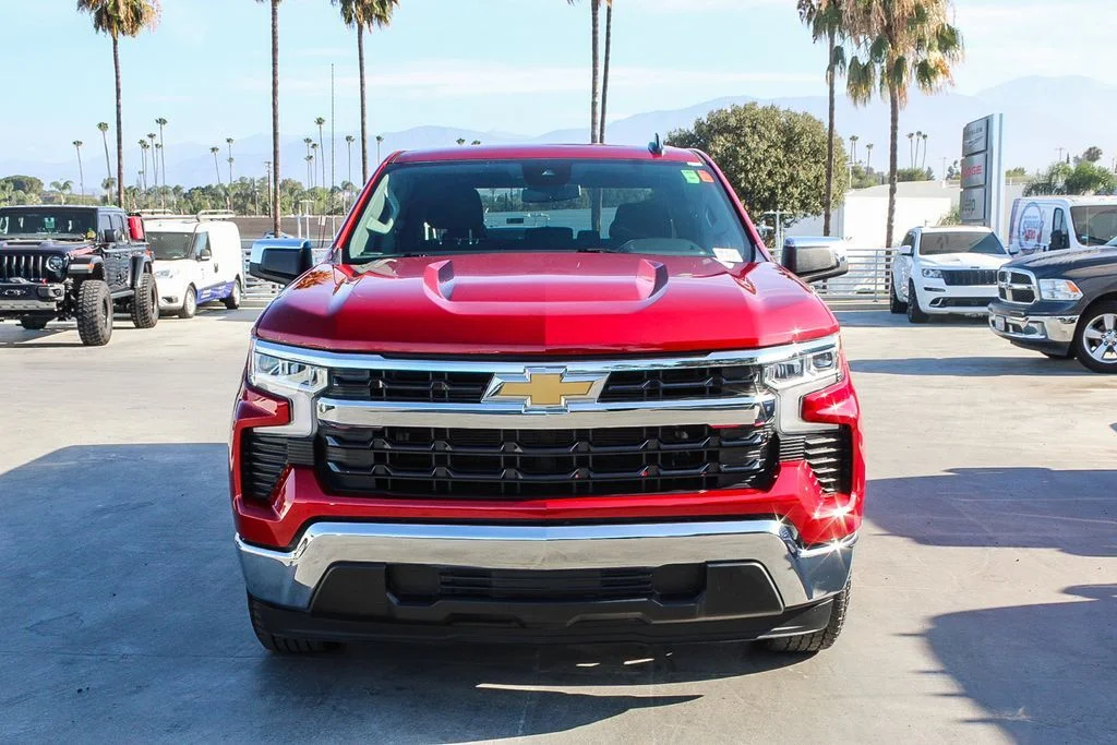 Used 2023 Red Chevrolet LT image 3
