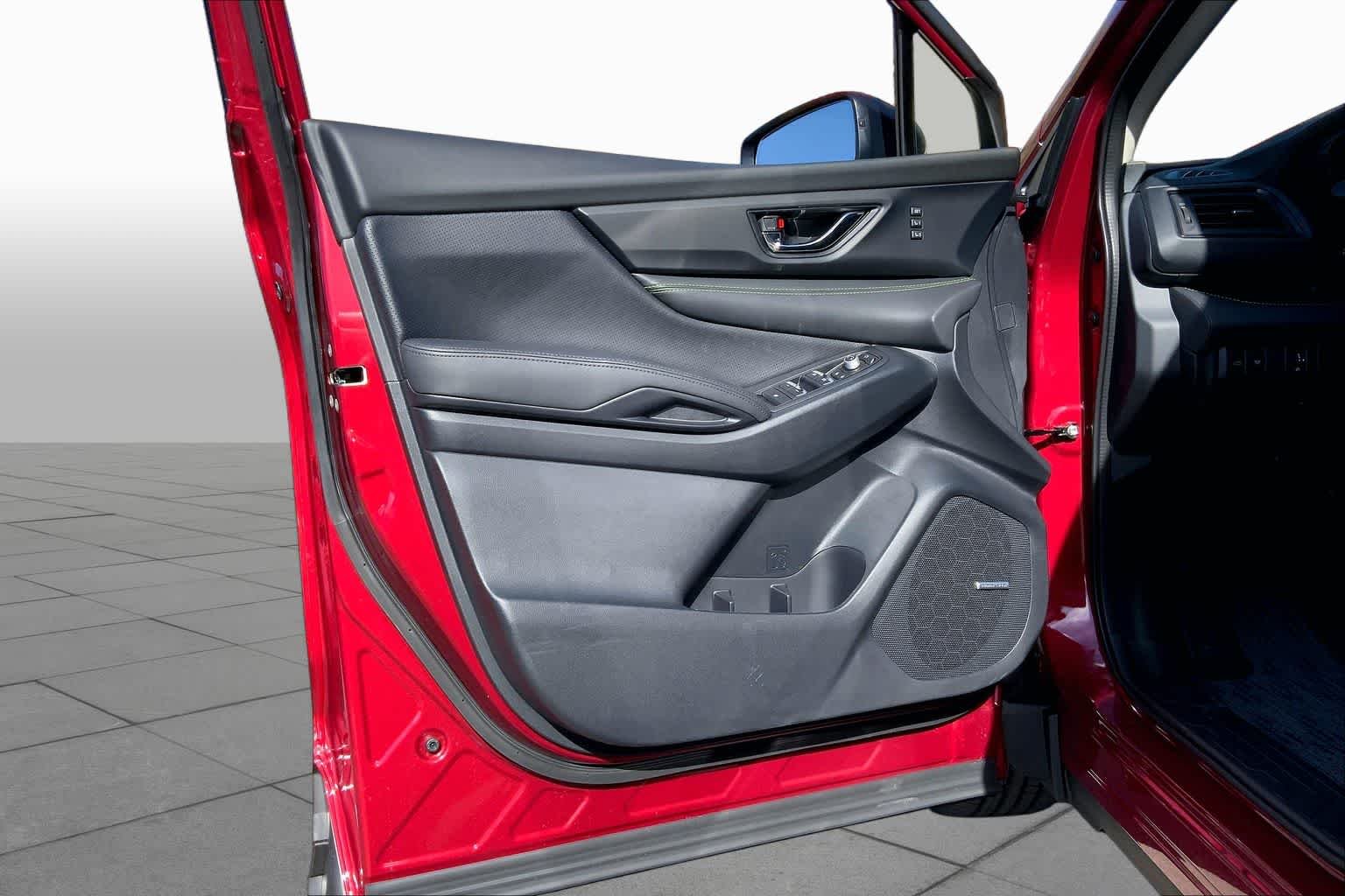 New 2026 CRIMSON RED PEARL Subaru Onyx Edition Touring 7-Passenger image 10