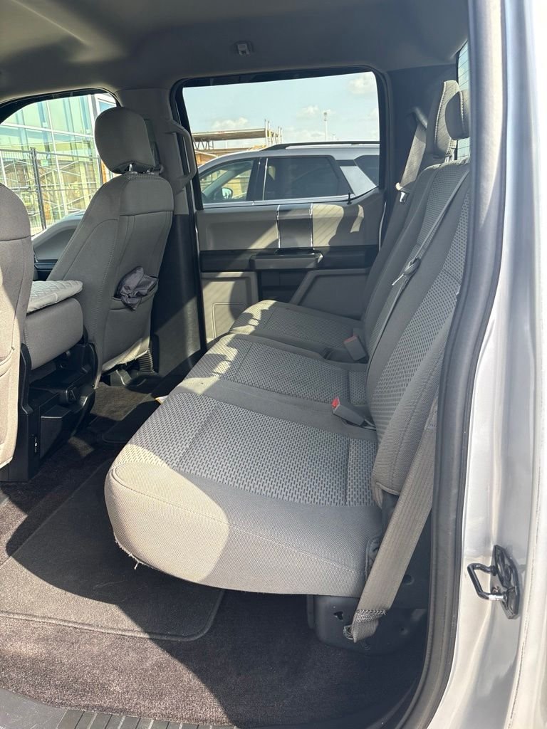 Used 2018  Ford XLT image 4