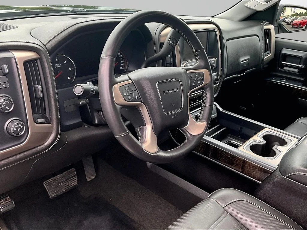 Used 2015 Black GMC Denali image 14