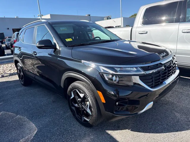 Used 2024 Black Kia EX image 2