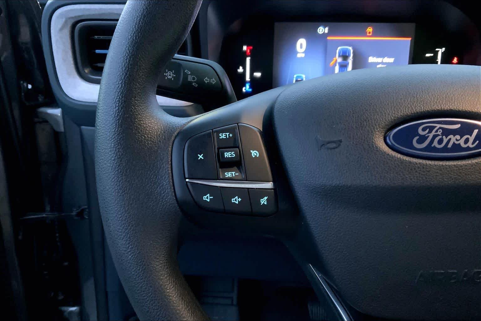 Used 2025 Carbonized Gray Metallic Ford XLT image 23