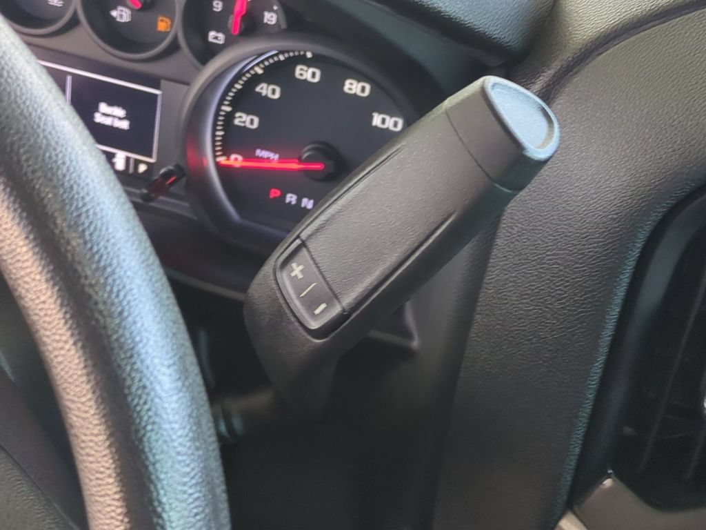Used 2023 Glacier Blue Metallic Chevrolet Custom image 18