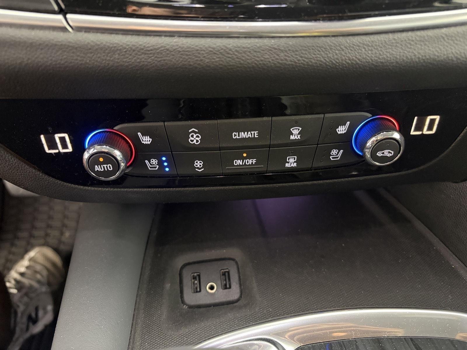 Used 2019 Satin Steel Metallic Buick Premium image 18