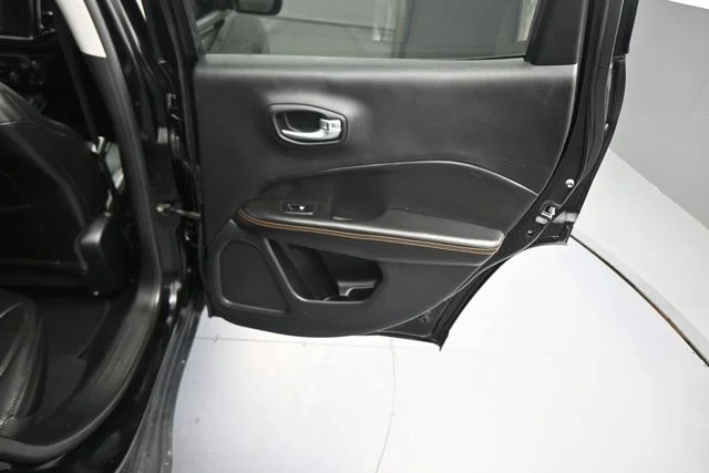 Used 2018 Black Jeep Limited image 65