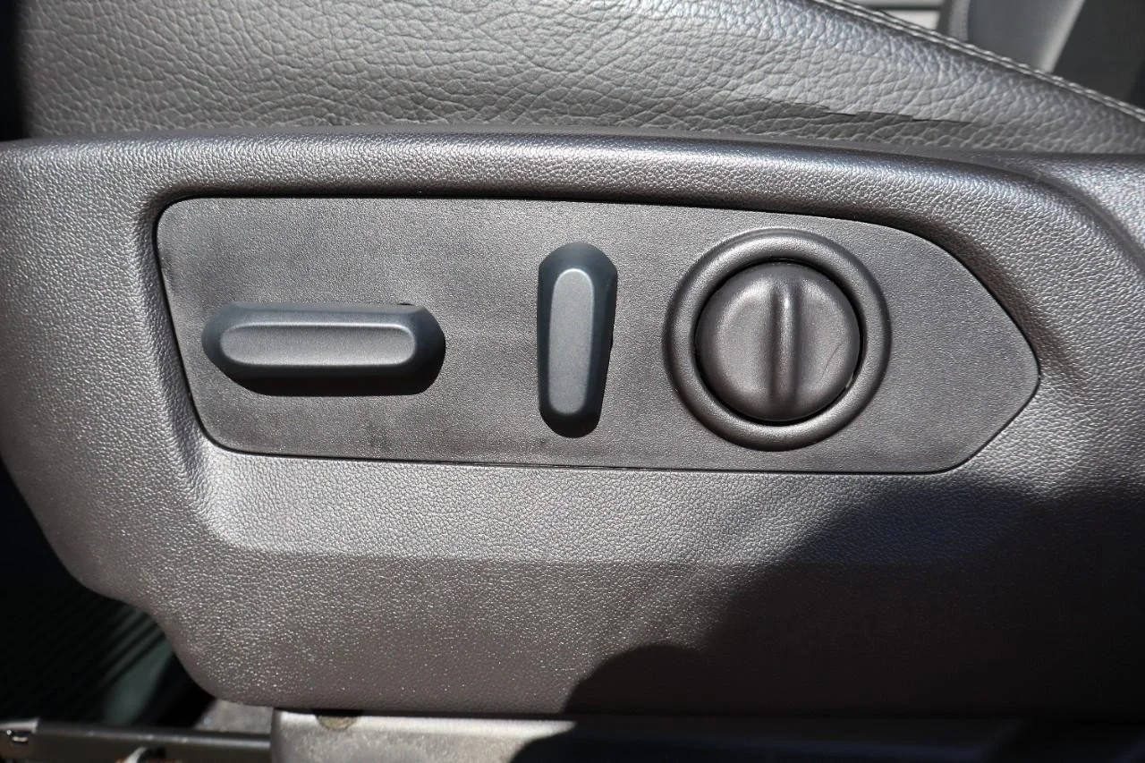 Used 2022 Cayenne Red Tintcoat GMC Denali image 12