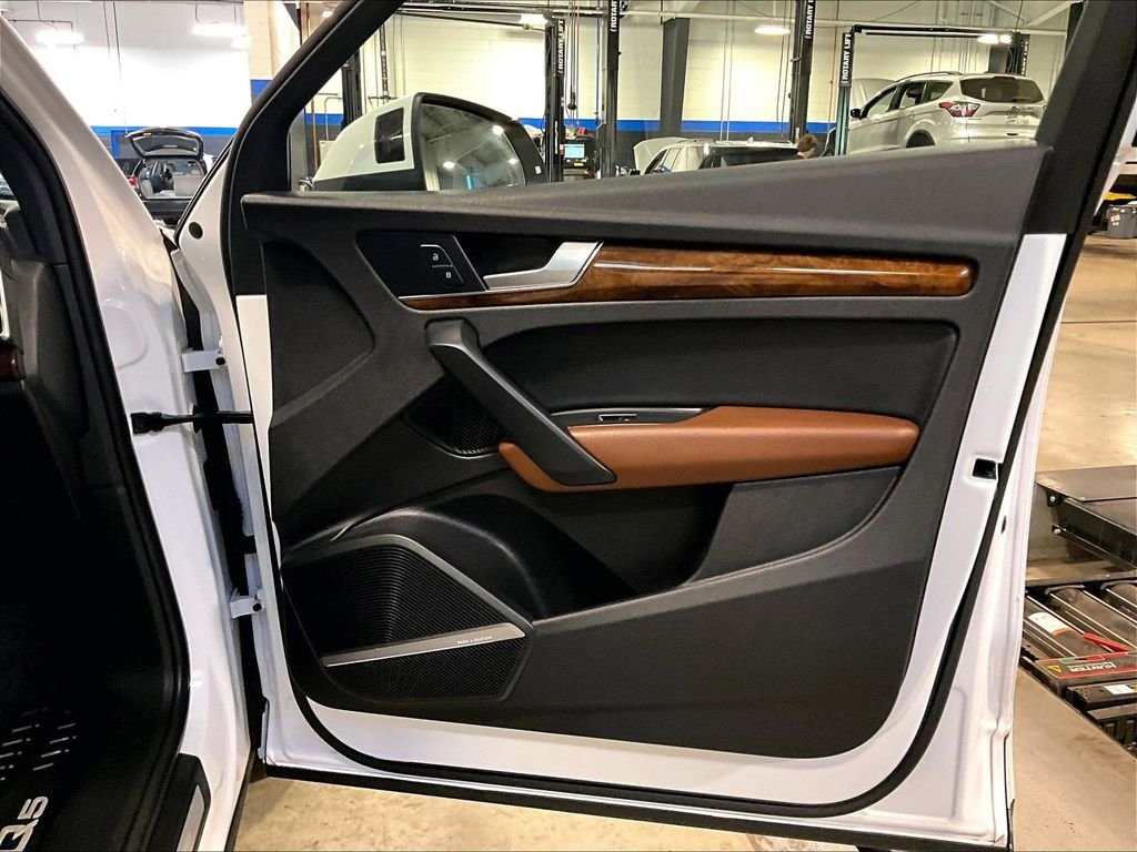 Used 2018 White Audi 2.0T Premium Plus image 12