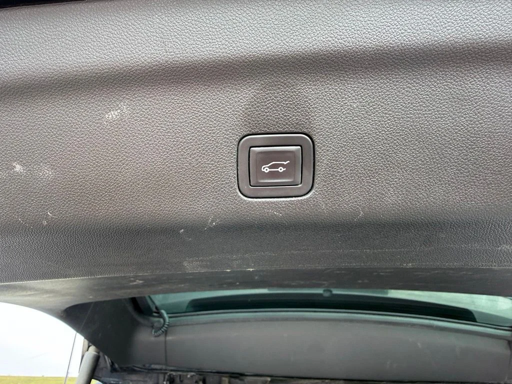 Used 2024 Black Chevrolet Premier image 11