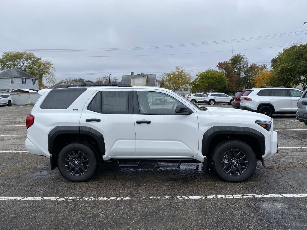 New 2026 Ice Cap Toyota SR5 image 2