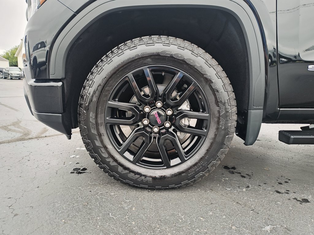 Certified Used 2025 Black GMC Pro image 10