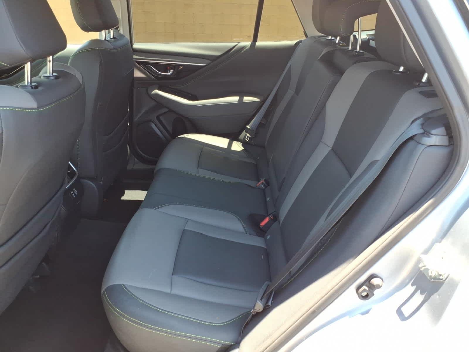 Used 2025 Ice Silver Metallic Subaru Onyx Edition image 29