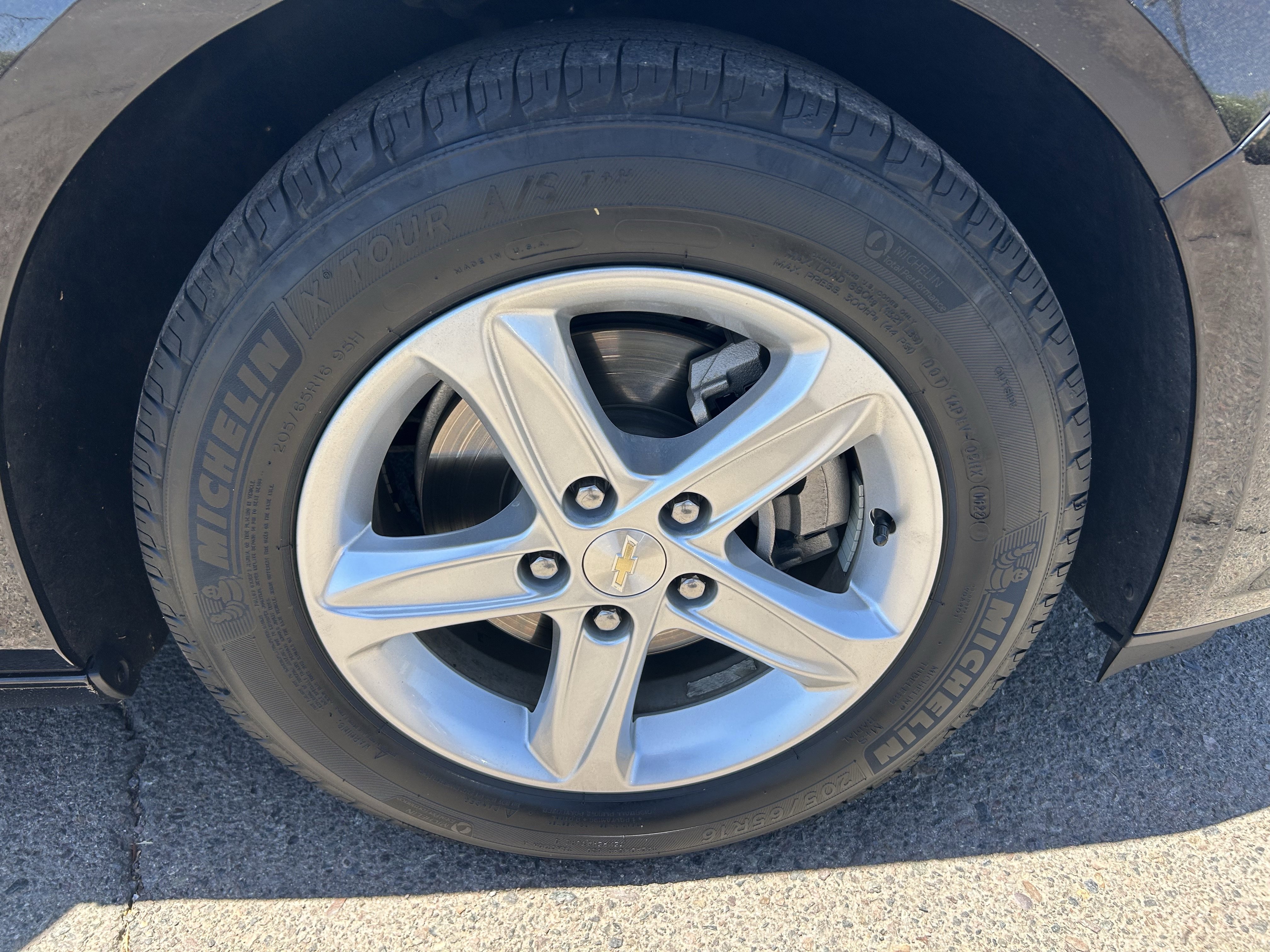 Certified Used 2019 MOSAIC BLACK METALLIC Chevrolet LS image 9