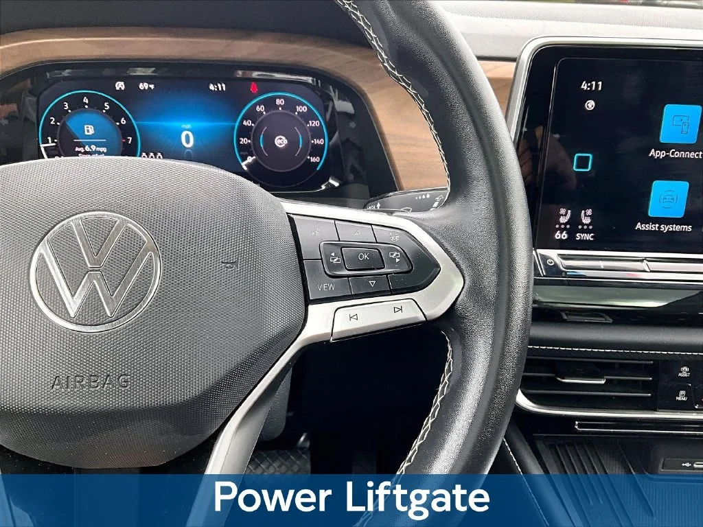 Used 2026 Blue Volkswagen SE w/Technology image 16