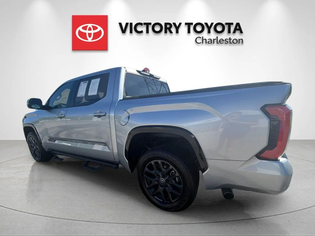 Used 2025 Silver Toyota Platinum image 3