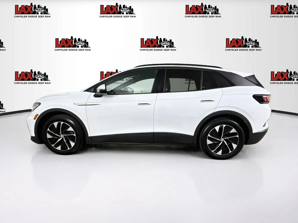 Used 2021 White Volkswagen Pro S image 4