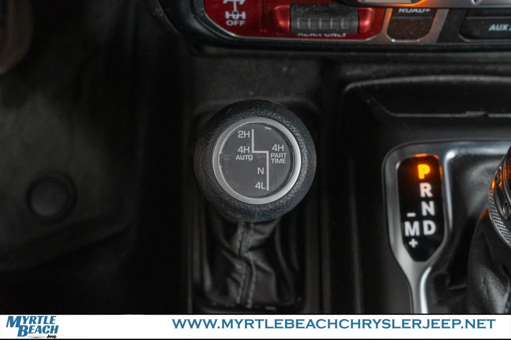 Used 2024 Bikini Pearl Coat Jeep Willys 4xe image 26