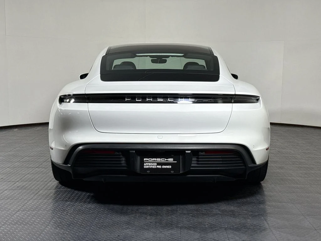 Used 2022 White Porsche  image 6
