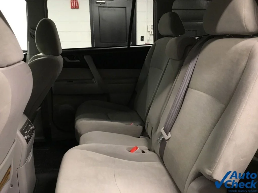 Used 2013 Black Toyota Base Plus V6 image 29
