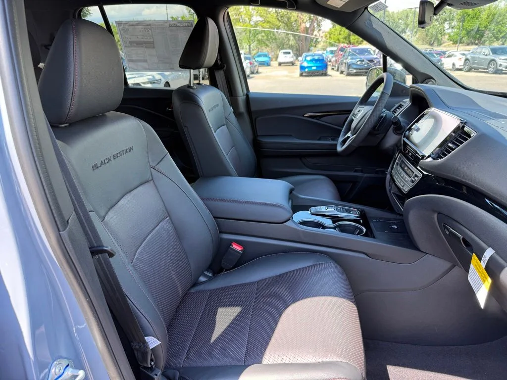 New 2026 Sonic Gray Pearl Honda Black Edition image 17
