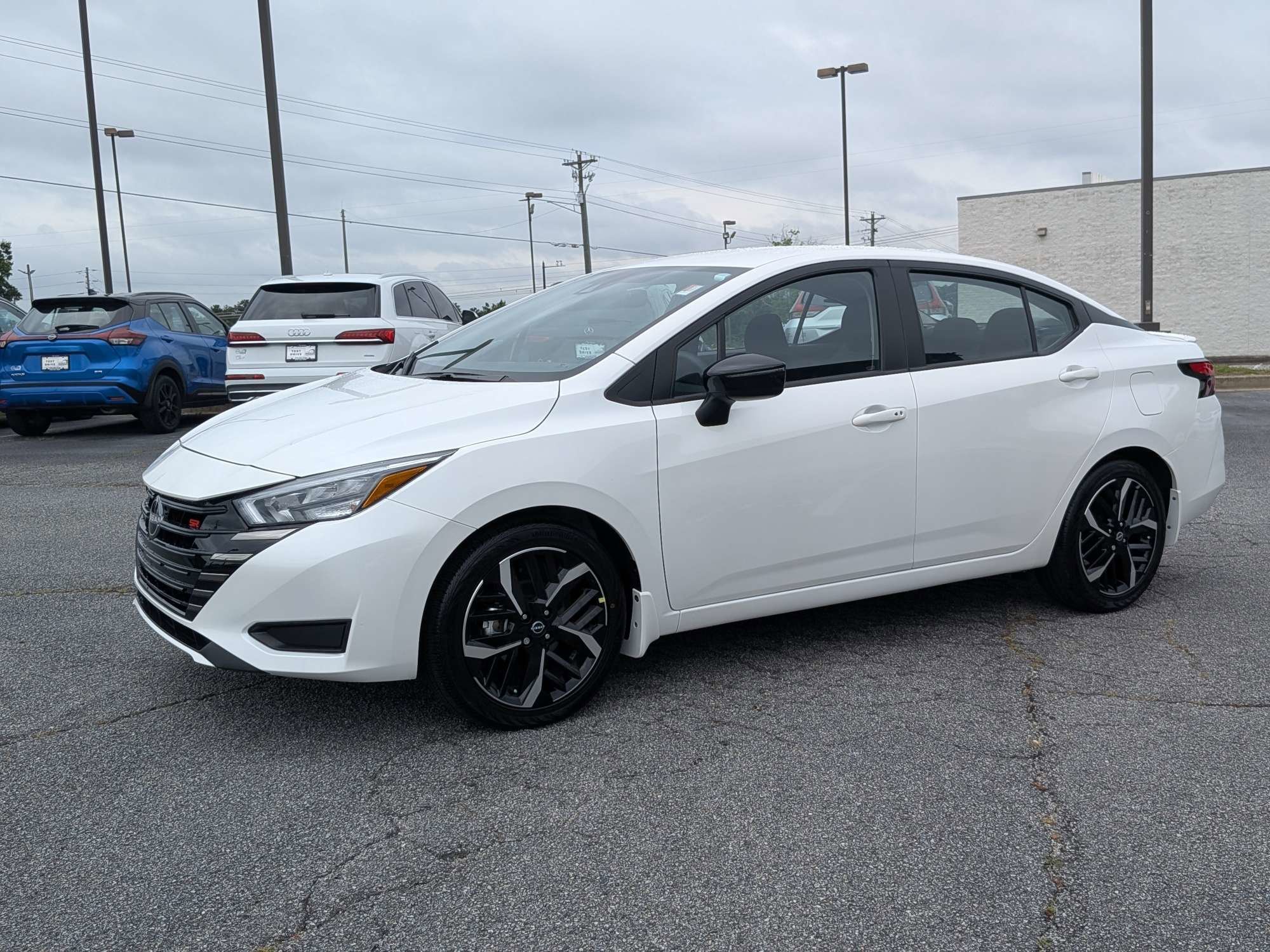 Certified Used 2025 White Nissan 1.6 SR image 6