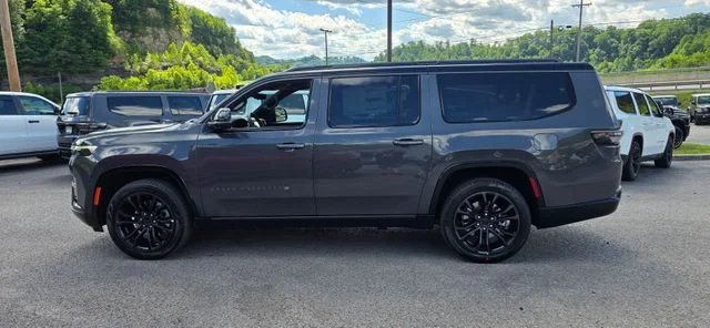 New 2026 Gray Jeep Summit Reserve image 6