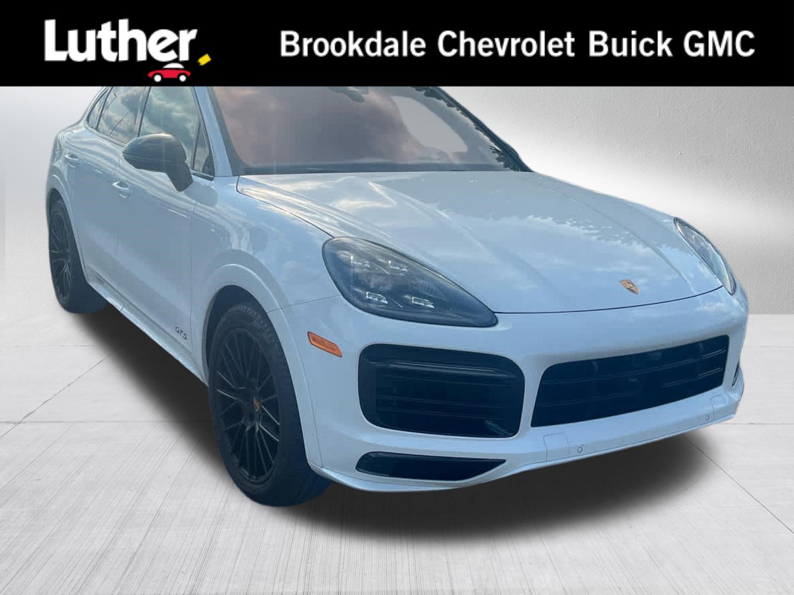 2021 Porsche Cayenne GTS's photo