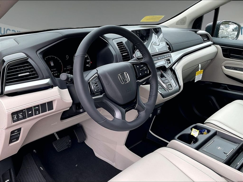 2026 Honda Odyssey Touring - Photo 9