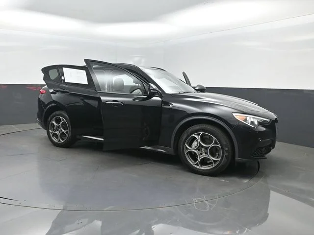 Used 2023 Black Alfa Romeo Ti image 38