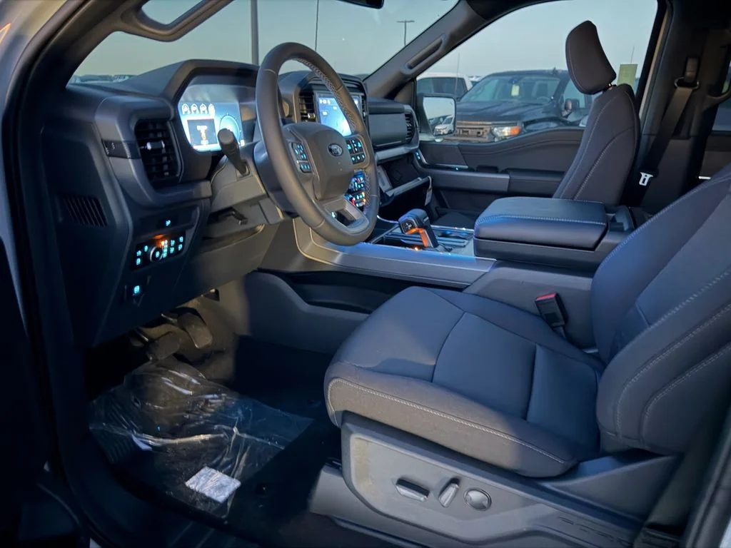 New 2026 Avalanche Ford XLT image 10