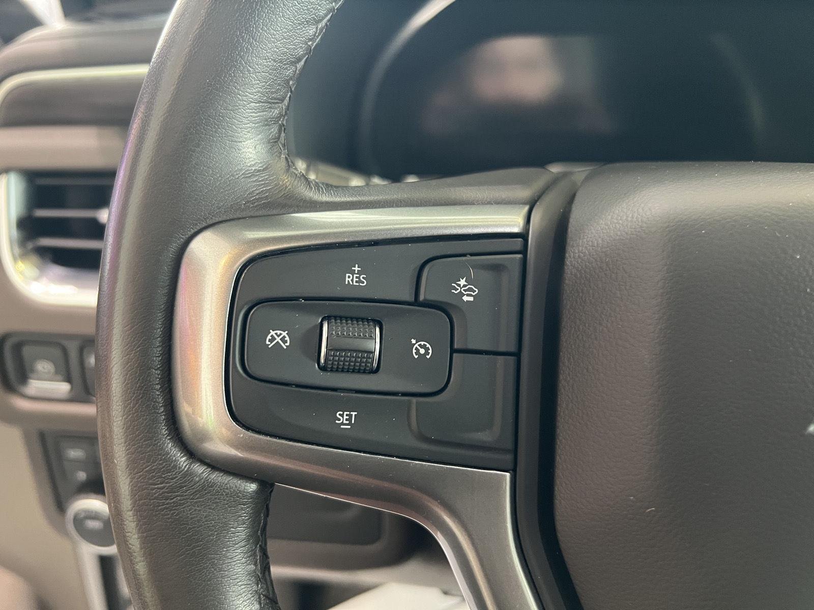 Used 2022 Summit White Chevrolet LT image 21
