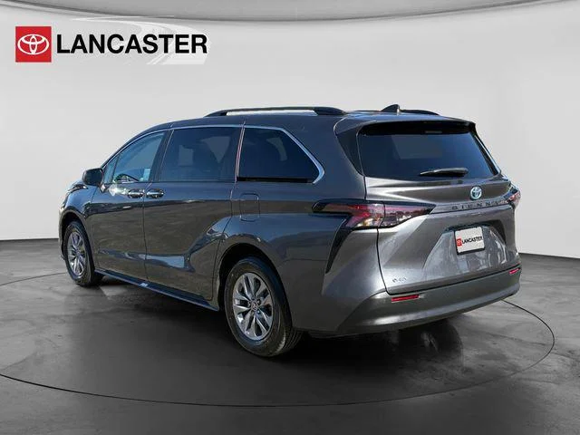 Certified Used 2025 MAGNETIC GRAY MET. Toyota  image 5