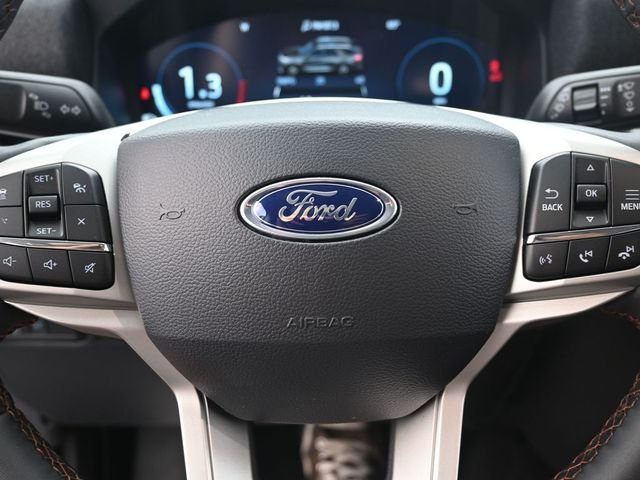 New 2026 Carbonized Gray Metallic Ford Active image 9