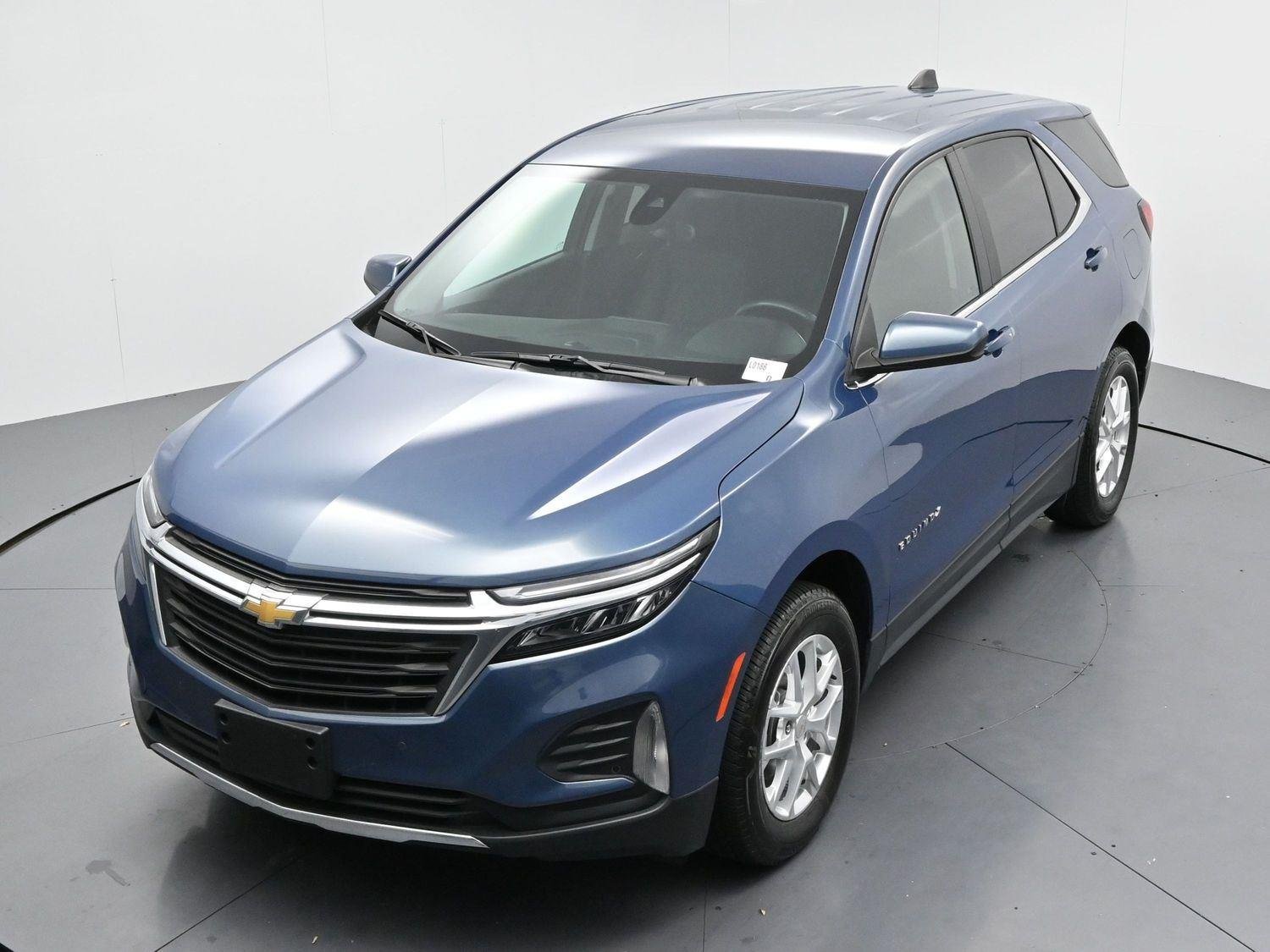 Used 2024 Lakeshore Blue Metallic Chevrolet LT image 37